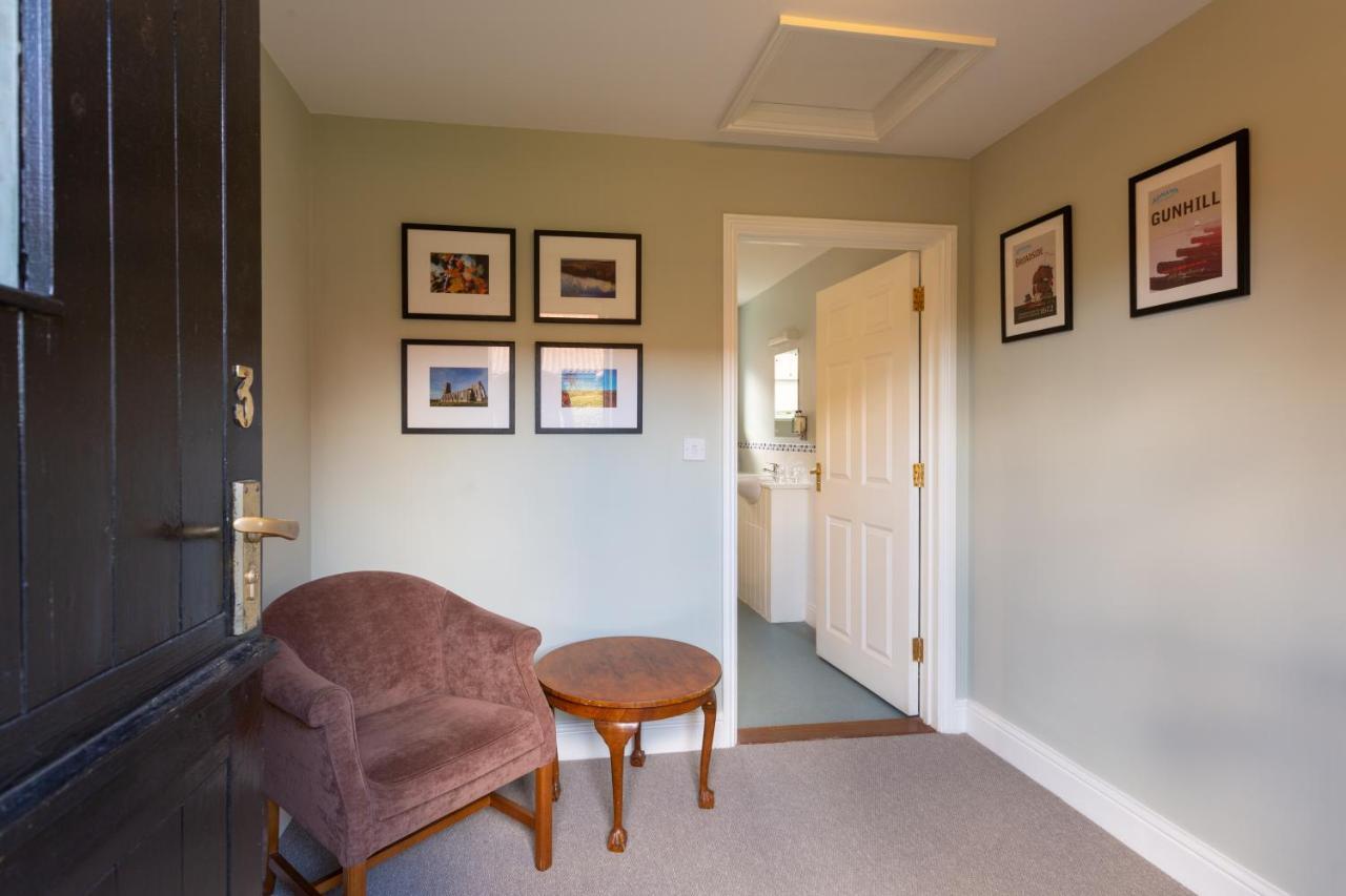 The Plough Hotel Wangford ภายนอก รูปภาพ
