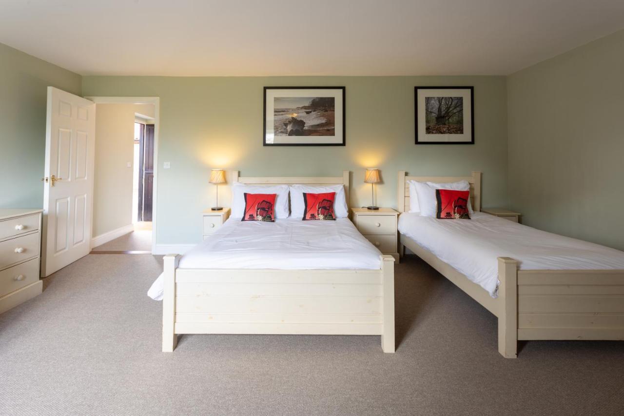 The Plough Hotel Wangford ภายนอก รูปภาพ